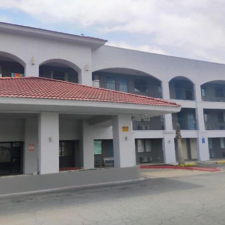 Hallmark Inn And Suites ซานอันโตนิโอ ภายนอก รูปภาพ